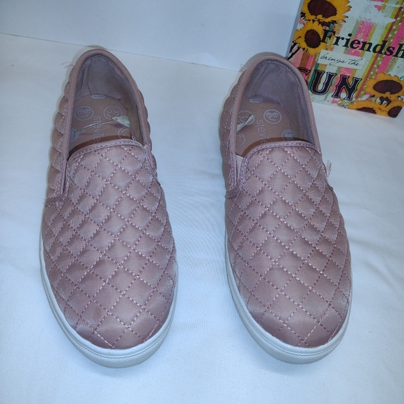 Stevies Shoes - Stevies SHOES